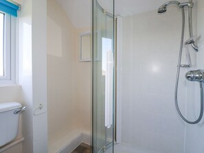 Shower - Pennine (Truro)