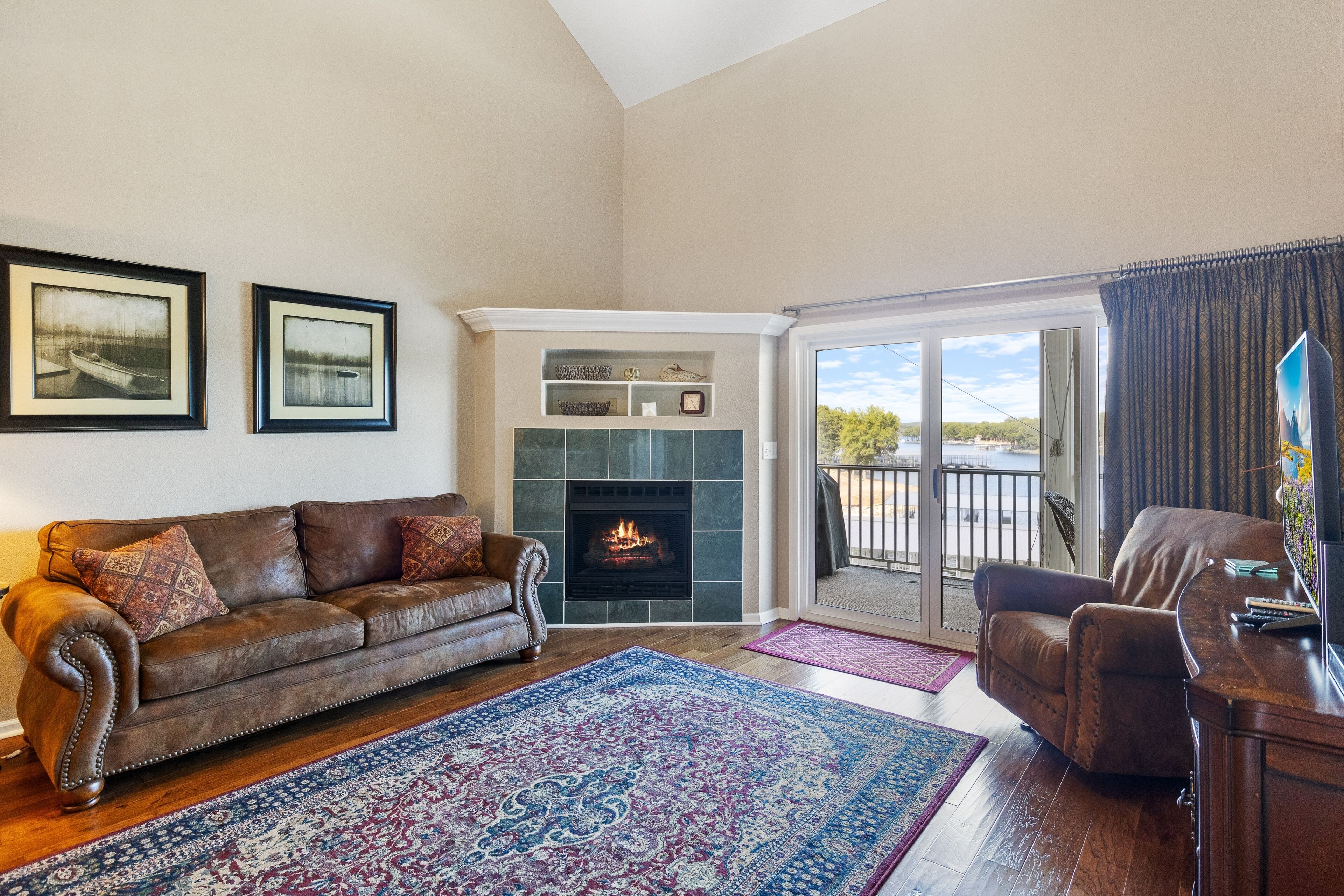 TV, fireplace, DVD player