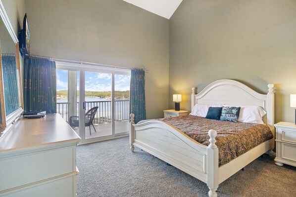 4 chambres, fer et planche à repasser, accès à Internet, literie fournie