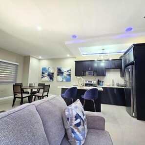 Apartamento luxo, no andar executivo | Área de estar