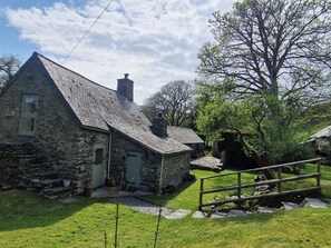 Cottage | Exterior - Old Ty'n Y Wern (Bala)