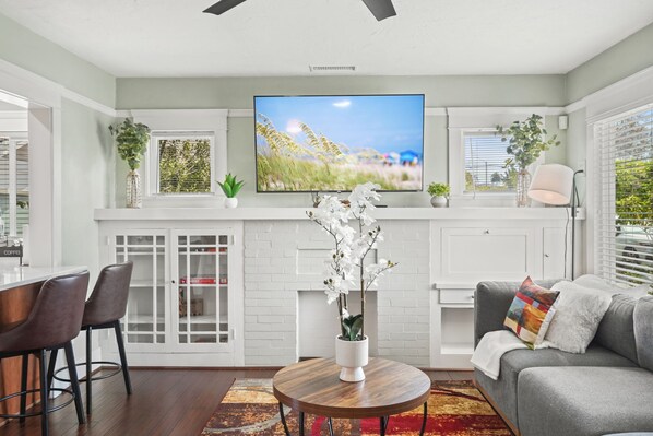 Smart TV, video games, table tennis