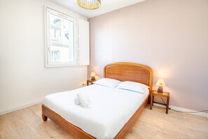 2 bedrooms, Internet, bed sheets