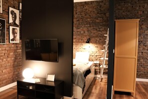 Comfort Studio, Courtyard View | Living area