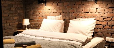 Comfort Studio, Courtyard View | Iron/ironing board, free WiFi