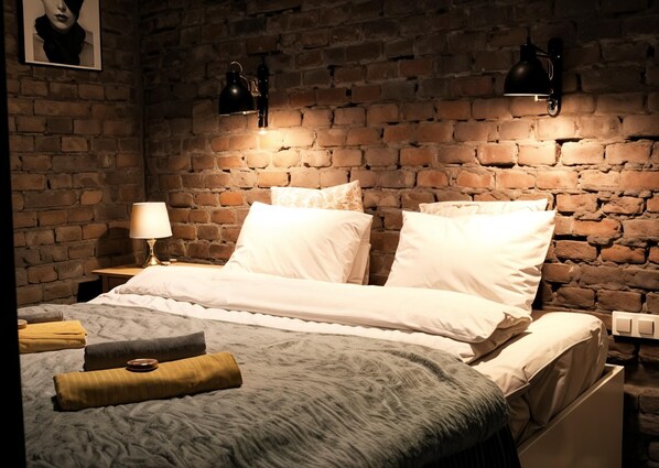 Comfort Studio, Courtyard View | Seterika/papan seterika, Wi-fi percuma 