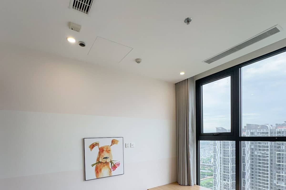 Appartamento Luxury, 2 camere da letto, balcone, vista città | 2 camere, tende oscuranti, insonorizzazione, ferro/asse da stiro