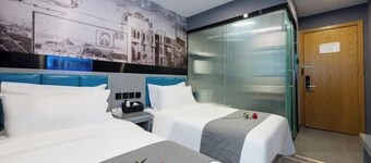 Super 8 (Beijing West Gongyi Bridge)