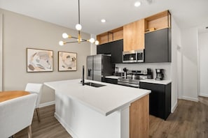 Microwave, dishwasher, high chair - 3 Bedrooms/3 Baths/ Hub Westside Reserve (8799PD) (Kissimmee)