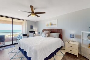 2 Schlafzimmer, Schreibtisch, Bügeleisen/Bügelbrett, WLAN