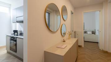 Réfrigérateur, four, plaque de cuisson, cafetiÚre/bouilloire