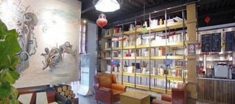 James Joyce Coffetel (Beijing Yizhuang East Rongjing Street Metro Station)