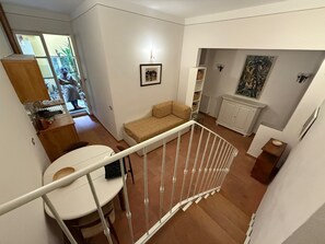 Interior - Residenza Pinzochere (Firenze)