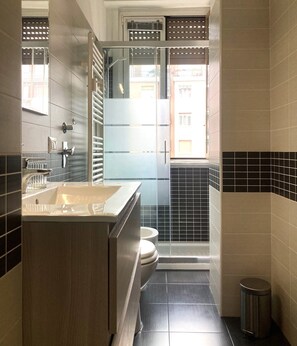 Bathroom - Lovely stay at Coronelli 7 (Milan)