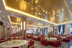 Unclassified image, 5 of 27, button - Yi Du Hotel (Yidu)