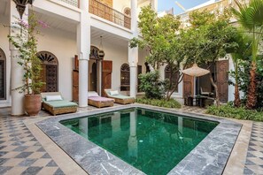 Pool - Luxurious 6-bedroom private riad with pool and AC in Marrakesh - Aubiane 88 (Marrakech)