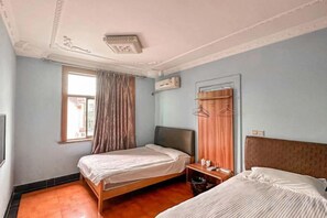 Unclassified image, 3 of 11, button - Jincheng Hostel (Shanghai)