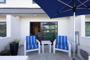 Standard Queen Patio | Terrasse/patio