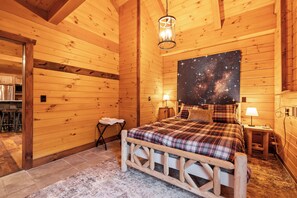 5 bedrooms, desk, iron/ironing board, free WiFi