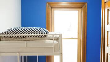 5 sovrum, strykjÀrn/strykbrÀda, wi-fi och sÀngklÀder