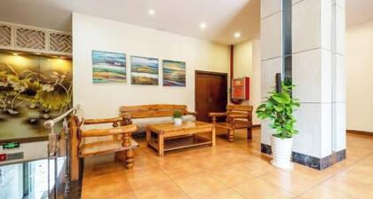 Tongren Rujia Hotel