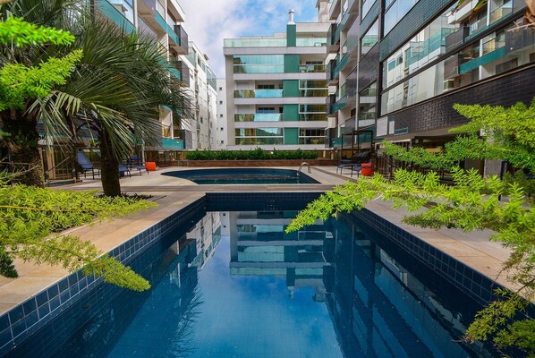 Apartment | Pool | 6 Innenpools