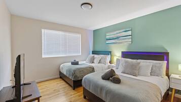 4 多间卧室、熨斗/熨衣板、旅行婴儿床、免费 WiFi