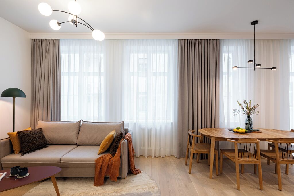 Departamento de lujo, 1 cama Queen size y sofá cama, cocina | Área de sala de estar