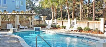 1 Rooftop Relaxation