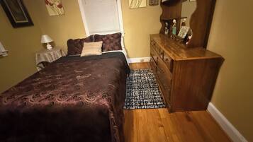 3 habitaciones, tabla de planchar con plancha y wifi gratis