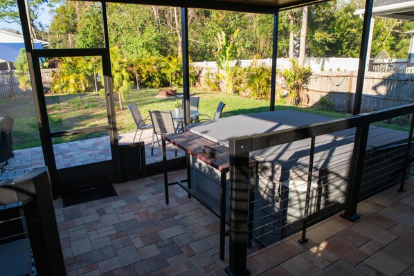 Outdoor dining