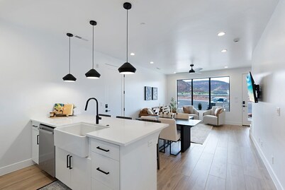 Luxury Kanab Townhome | Near Zion, Bryce & Grand Canyon