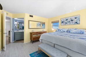 2 bedrooms, iron/ironing board, internet, bed sheets