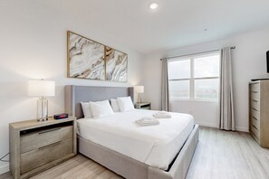 6 Schlafzimmer, Bügeleisen/Bügelbrett, Internetzugang, Bettwäsche