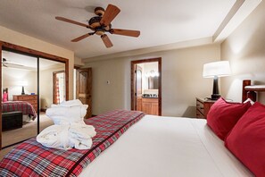 2 bedrooms, internet, bed sheets