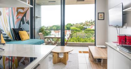 603 2SIX2 Florida Road