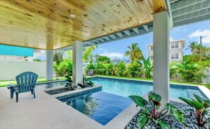 Outdoor pool, a heated pool