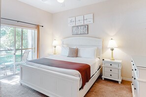 3 bedrooms, iron/ironing board, Internet, bed sheets