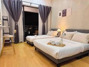 3 bedrooms, iron/ironing board, WiFi, bed sheets