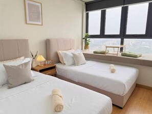 3 chambres, fer et planche à repasser, Wi-Fi, draps fournis