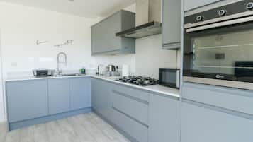 Lavavajillas, utensilios de cocina