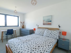 4 slaapkamers, individueel gedecoreerd, individueel gemeubileerd