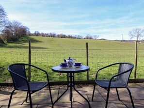 Outdoor dining - The Stables (Mold)
