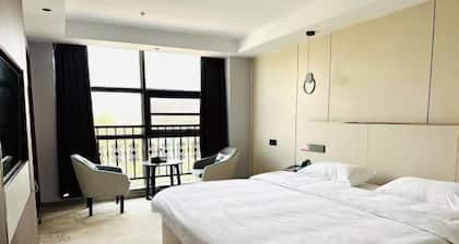 Jialing Bandao Hotel