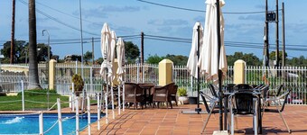 Hotel Los Barruecos by Croma