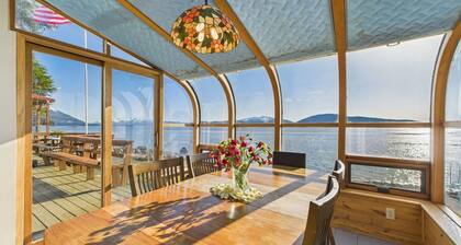 Oceanfront | 7BR w/ Firepit, King Beds & Whales