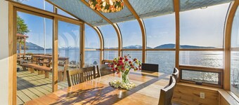 Oceanfront | 7BR w/ Firepit, King Beds & Whales