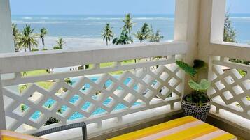Luxury Apartment, Sea View | Terrace/patio