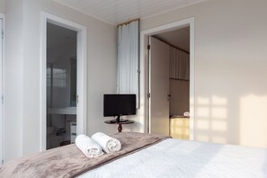 3 Schlafzimmer, Bügeleisen/Bügelbrett, Internetzugang, Bettwäsche