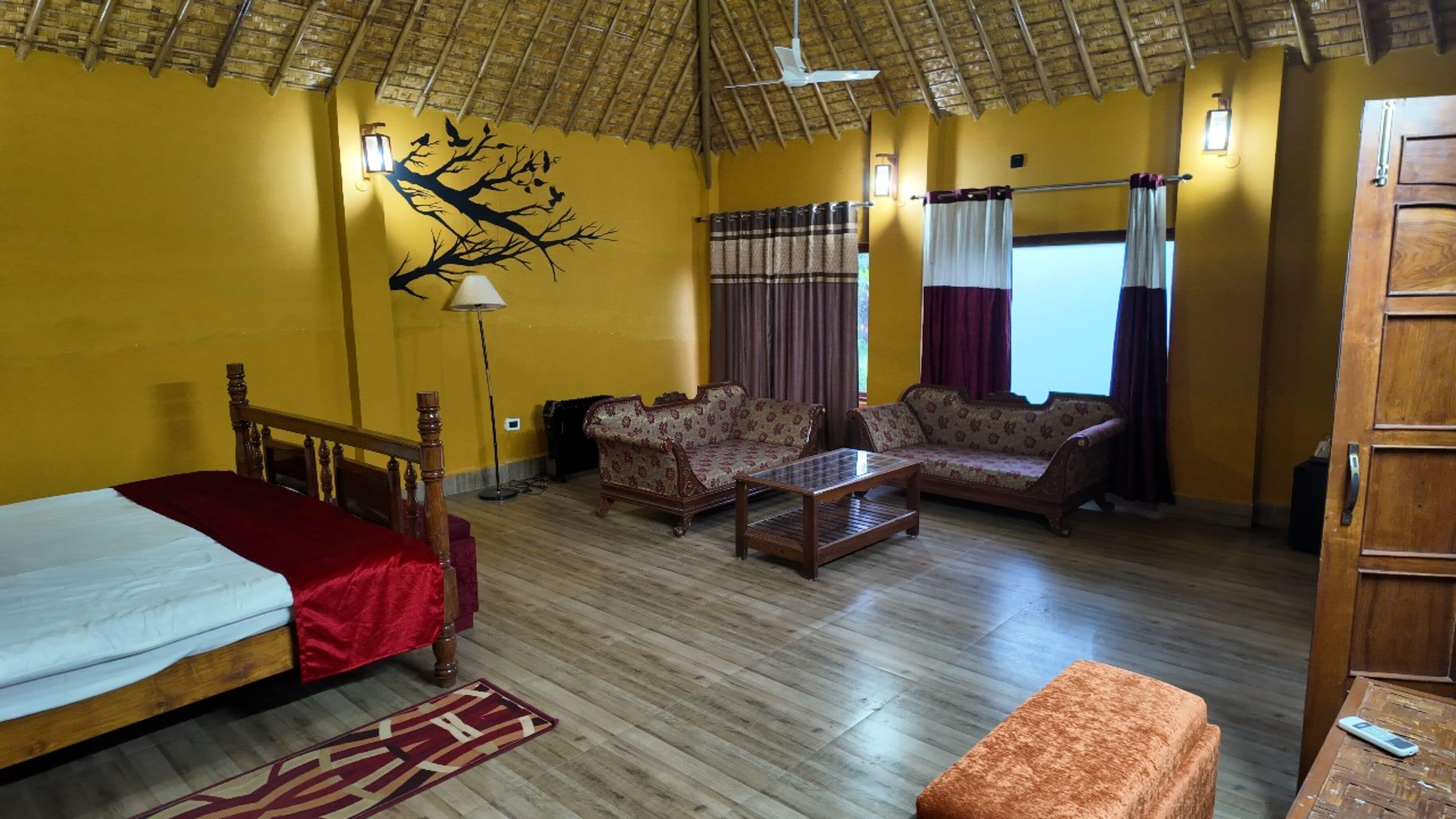 Pink Villa | Free WiFi